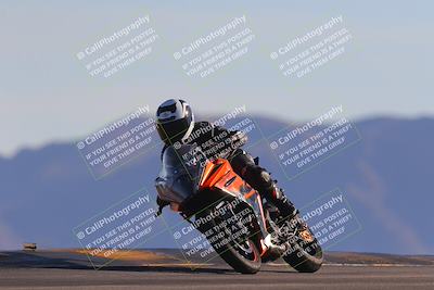 media/Nov-06-2023-Moto Forza (Mon) [[ce023d0744]]/4-Beginner Group/Session 5 (Turn 9)/